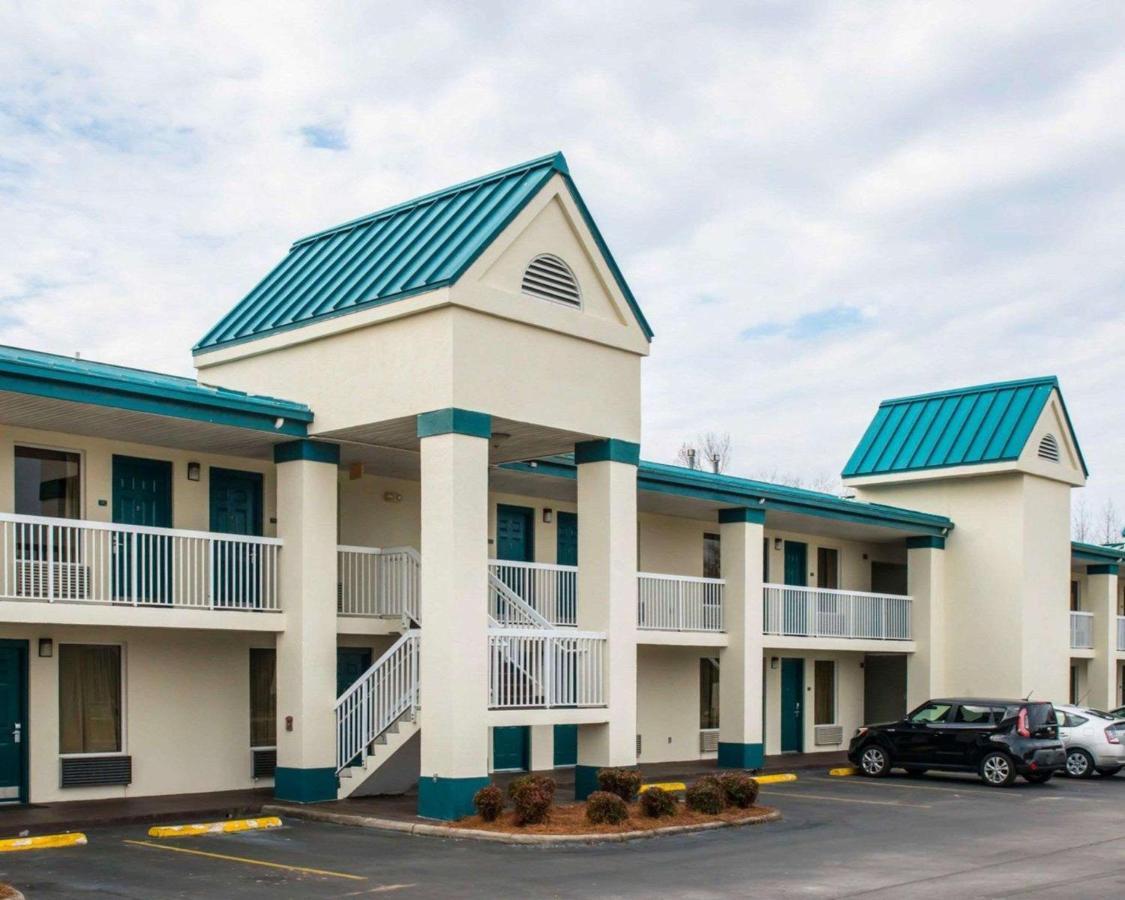 Quality Inn Chipley I-10 At Exit 120 Dış mekan fotoğraf