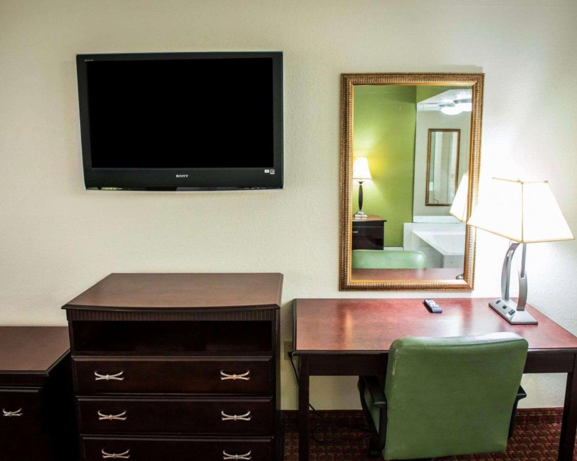 Quality Inn Chipley I-10 At Exit 120 Dış mekan fotoğraf
